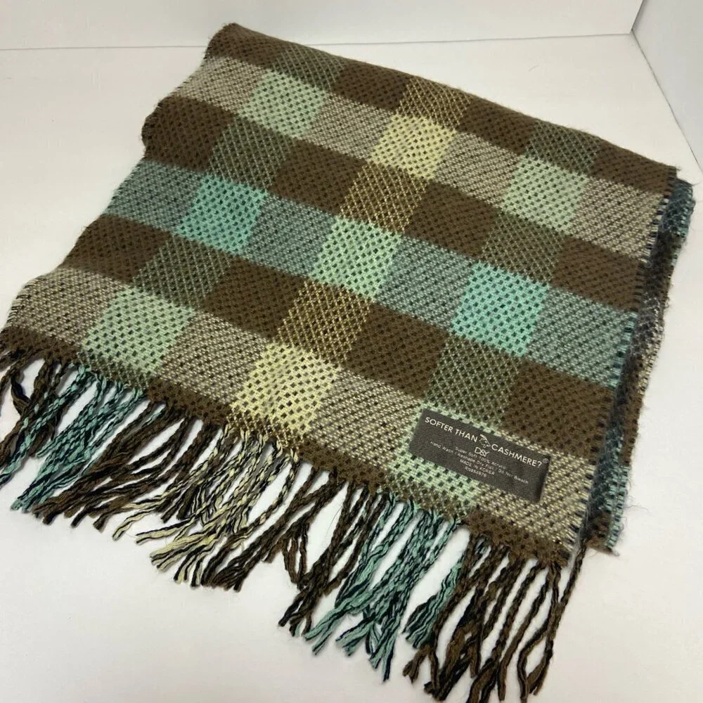 D&Y “Softer Than Cashmere?” Plaid Fringe Scarf – Brown & Teal